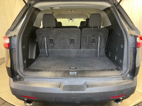 Used 2020 Chevrolet Traverse LS image 6