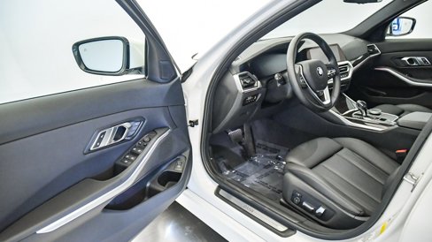 Used 2021 BMW 330i Sedan w/ Premium Package image 21