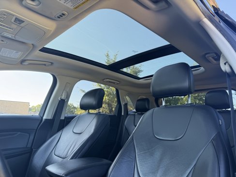 Used 2017 Ford Edge Titanium w/ Technology Package image 13