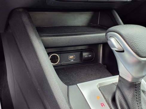 Used 2022 Kia Forte LXS w/ LXS Technology Package image 11