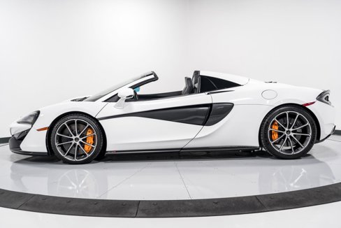 Used 2020 McLaren 570S Spider image 6