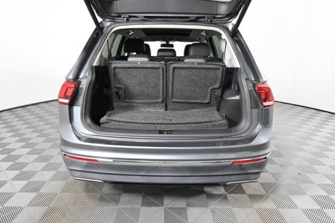 Used 2018 Volkswagen Tiguan SEL image 10