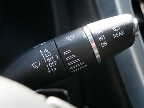 Used 2019 GMC Acadia SLE image 31