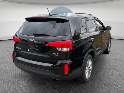 Used 2014 Kia Sorento EX image 2
