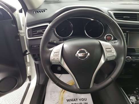Used 2016 Nissan Rogue SL image 17