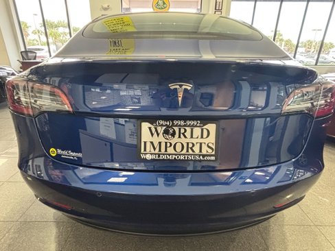 Used 2021 Tesla Model 3 Standard Range Plus image 7