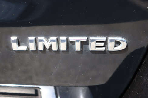 Used 2020 Jeep Grand Cherokee Limited w/ Luxury Group II image 65