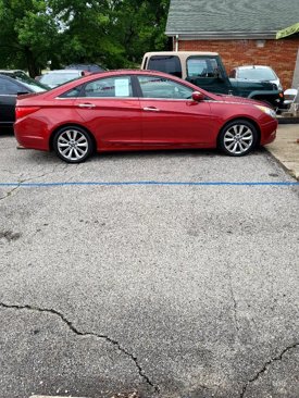 Used 2012 Hyundai Sonata SE image 2