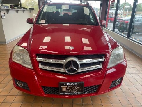 Used 2011 Mercedes-Benz GLK 350 4MATIC image 3