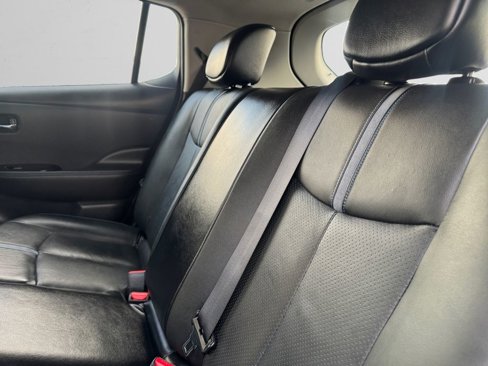 Used 2018 Nissan Leaf SL w/ SL Technology Package image 14