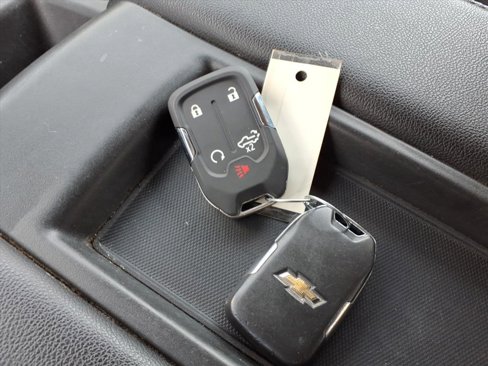Used 2019 Chevrolet Silverado 1500 LT w/ All-Star Edition image 9