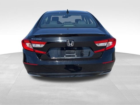 Used 2019 Honda Accord LX image 9