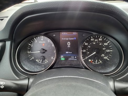 Used 2020 Nissan Rogue SV w/ Premium Package image 21