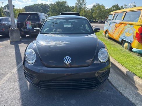 Used 2018 Volkswagen Beetle 2.0T S image 5