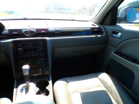 Used 2005 Mercury Montego Premier image 10