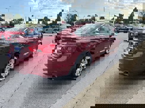 Used 2018 Chevrolet Impala Premier w/ Premier Confidence Package image 4