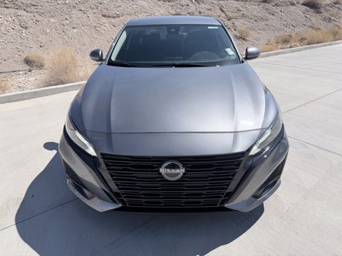 Used 2023 Nissan Altima 2.5 S image 2