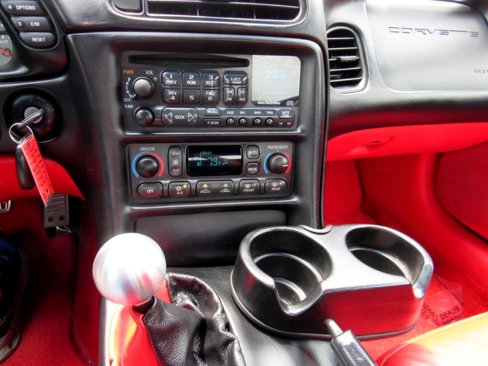 Used 2002 Chevrolet Corvette Convertible w/ Preferred Equipment Group2 image 39