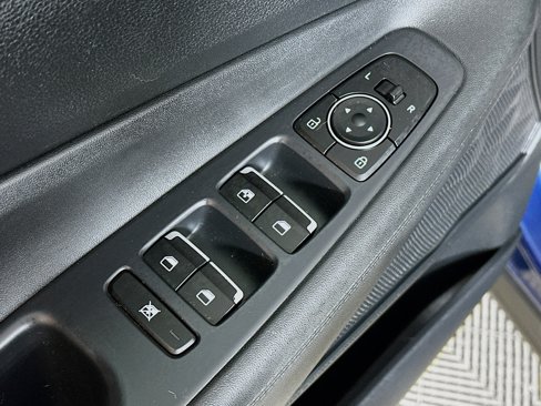 Used 2020 Hyundai Santa Fe SE image 17