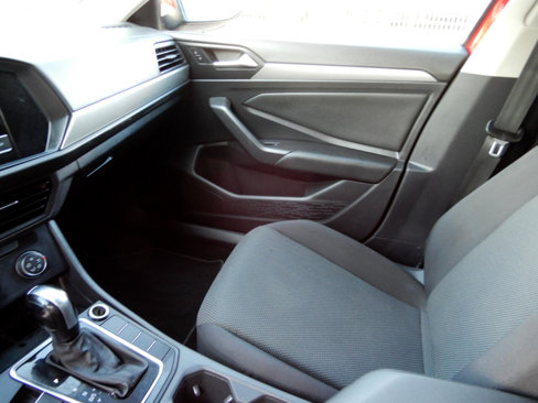 Used 2019 Volkswagen Jetta R-Line image 15