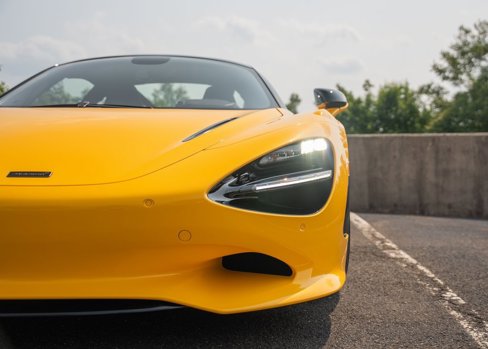 New 2025 McLaren 750S image 19