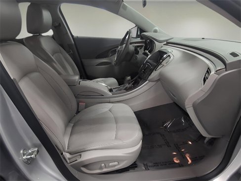 Used 2011 Buick LaCrosse CXL image 19