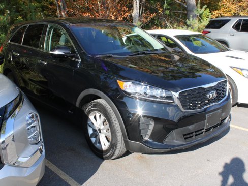 Used 2020 Kia Sorento LX image 3