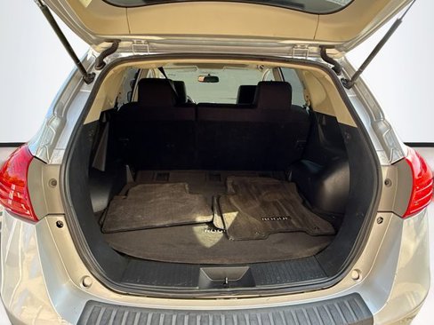 Used 2011 Nissan Rogue SV w/ Premium Pkg image 26