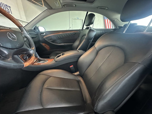Used 2009 Mercedes-Benz CLK 350 Coupe image 19