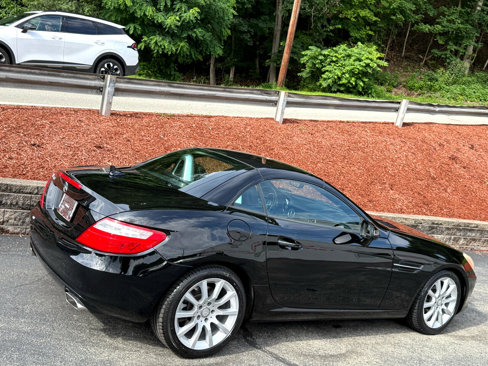 Used 2016 Mercedes-Benz SLK 300 image 9