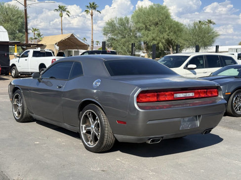 Used 2012 Dodge Challenger SXT image 7