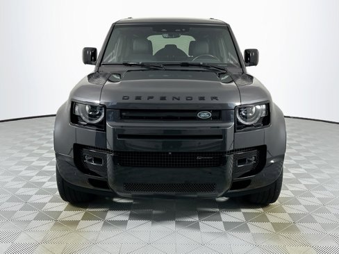 Certified 2023 Land Rover Defender 110 X-Dynamic SE image 2