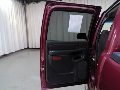Used 2006 Chevrolet Silverado 1500 LT w/ Light Duty Power Package image 28