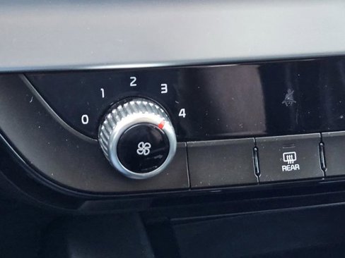 Used 2020 Kia Telluride LX image 19