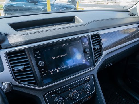 Used 2019 Volkswagen Atlas SE w/ Panoramic Sunroof Package image 30