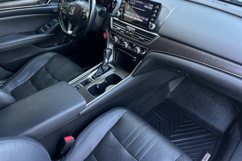 Used 2019 Honda Accord EX-L image 18