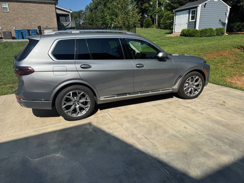 Used 2024 BMW X7 xDrive40i image 2