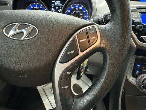 Used 2013 Hyundai Elantra GLS w/ Preferred Pkg image 24