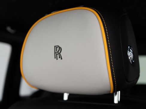 New 2025 Rolls-Royce Cullinan Black Badge image 18