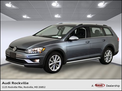 Used 2018 Volkswagen Golf Alltrack SE image 1