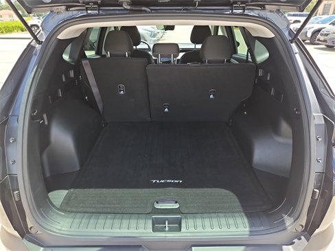 Used 2024 Hyundai Tucson SE image 19