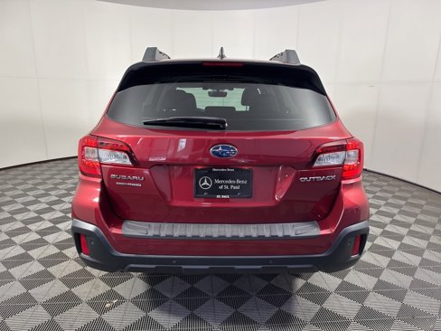 Used 2018 Subaru Outback 2.5i Limited image 4