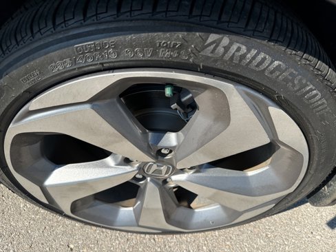 Used 2018 Honda Accord Touring image 12