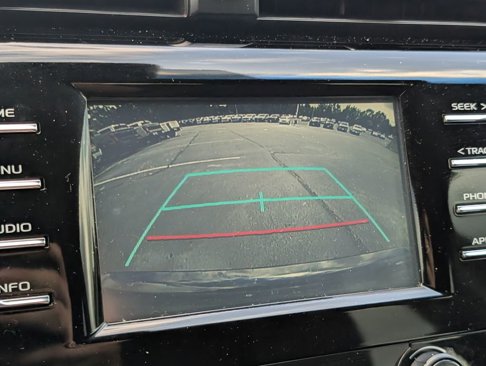 Used 2018 Toyota Camry L image 17