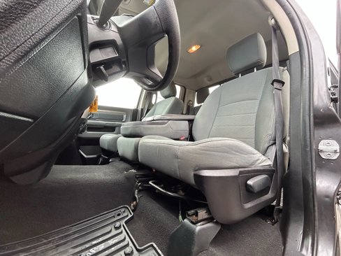 Used 2016 RAM 1500 Classic SLT image 26