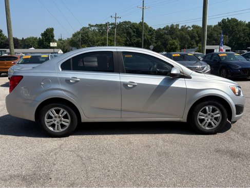 Used 2014 Chevrolet Sonic LT image 5