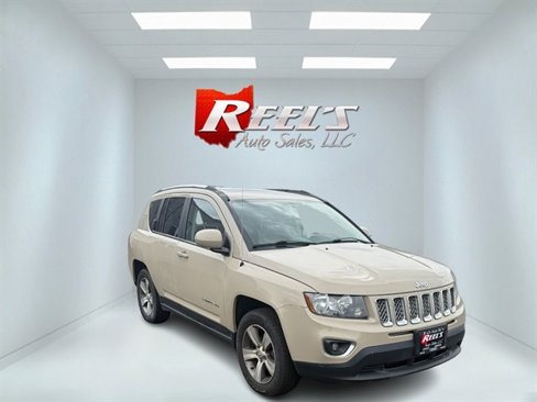 Used 2017 Jeep Compass High Altitude image 3