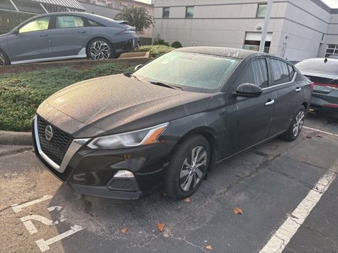 Used 2019 Nissan Altima 2.5 S image 3