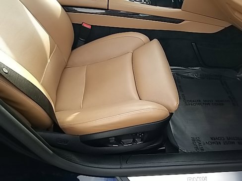 Used 2011 BMW 750i xDrive image 36