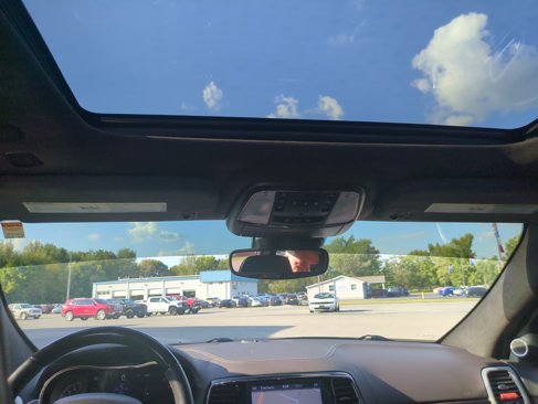 Used 2019 Jeep Grand Cherokee Summit image 31